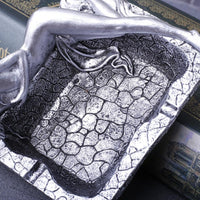 Cendrier original femme allongée intérieur