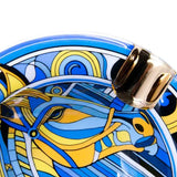 Cendrier bleu azur et ses motifs baroques