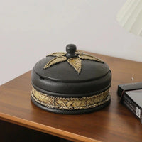 Cendrier couvercle officier fermé