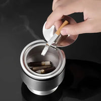 Cendrier inox élégance et fumeur