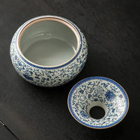 Cendrier marocain porcelaine ouvert sur une table